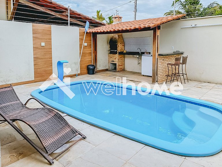 Linda casa com piscina e churrasqueira